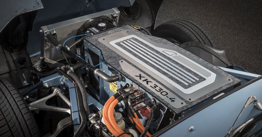 Jaguar створила електрокар у вигляді класичної моделі 1968 року. Компанія Jaguar створила електрокар E-Type Zero на основі класичної моделі двомісної машини 1968 року випуску.