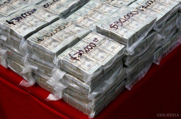 Аваков: В Одесі вилучена каса в злодія в законі - понад 1млн долларів. Силовики виявили понад мільйон доларів готівкою.