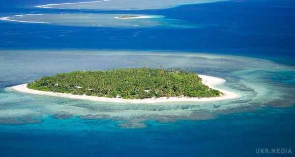 Островів в океані стає все менше. Австралійські вчені з'ясували, що за останні 20 років Мікронезія недорахувалася восьми островів: вони сховалися під океанськими хвилями.