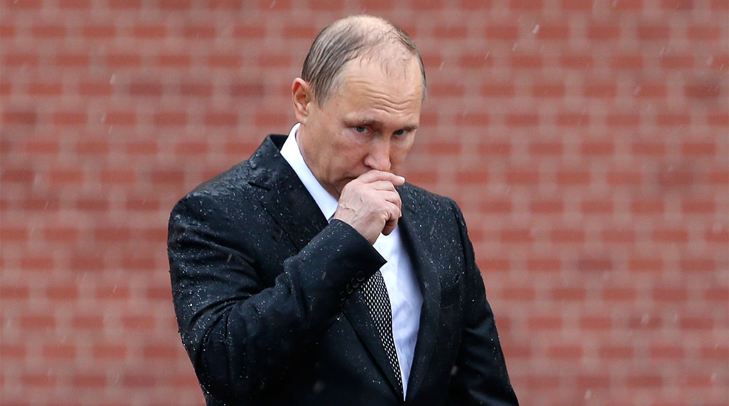 Російський опозиціонер і політик Михайло Ходорковський  озвучив два варіанти відходу Путіна. Він же не може просто розчинитися в тумані. Існує, за великим рахунком, два реальних варіанти...