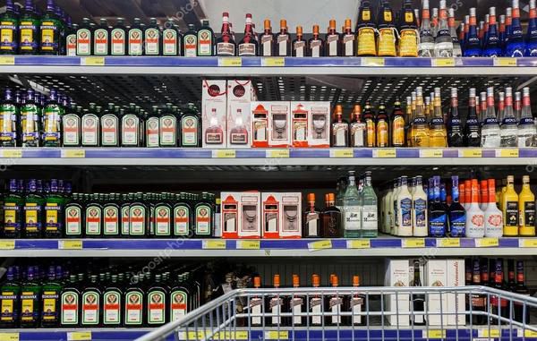 Сьогодні в Україні подорожчають алкогольні напої. 9 вересня вступає в дію постанова Кабміну про підвищеня мінімальних оптово-відпускних та роздрібних цін на окремі види алкогольних напоїв.