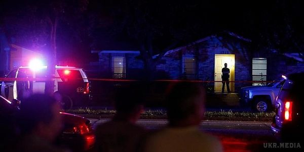 В американському місті Плейно сталася перестрілка  загинули 8 людей, поранено 2 співробітника поліції. Сам стрілець був ліквідований.
