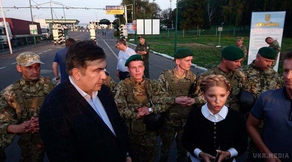 Саакашвілі прокоментував можливий союз із Тимошенко. Міхеіл Саакашвілі розповів, чи планує він об'єднуватися із Юлією Тимошенко, яка допомогла йому перетнути кордон.