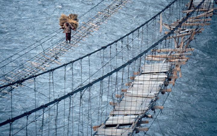 Найнебезпечніші мости в світі, від яких у вас закрутиться голова (Фото). Сьогодні вони є пам'ятками світового значення і привертають увагу тисяч мандрівників.
