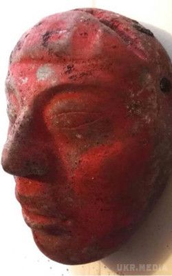 У Гватемалі знайшли гробницю стародавнього правителя Майя (фото). Вчені датували гробницю 300-350 рр. н. е. 