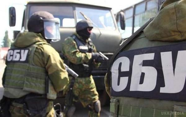 Співробітники СБУ затримали  підозрюваного в розкраданні мільйонів гривень Нацбанку. Встановлено, що ділок причетний до висновку понад 510 млн гривень з однієї банківської установи.