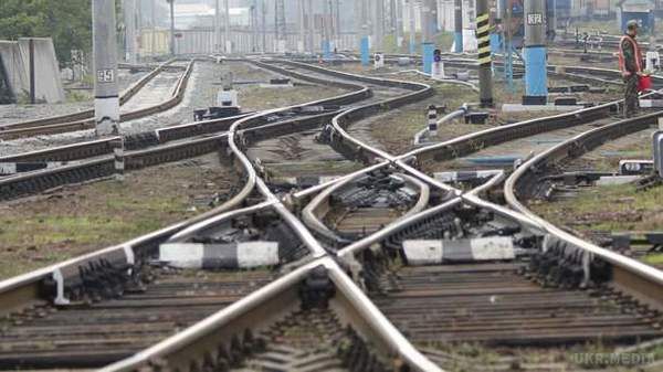 Укрзалізниця оголосила про додаткові поїзди до свят. Потяги будуть їздити в період з 13 по 17 жовтня.