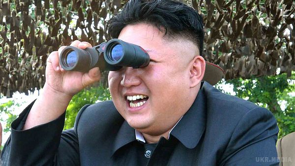 Північну Корею запідозрили в проведенні нового ядерного випробування. У повідомленні, поширеному Сейсмологічних управлінням Китаю, йдеться, що землетрус, магнітудою 3,4, могло бути викликано проведеним на полігоні випробуванням ядерної бомби.