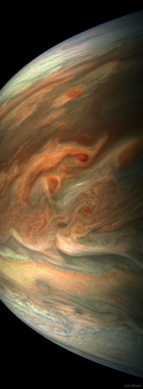 Фахівці показали вражаюче зображення Юпітера. Це унікальне фото було зроблено 1 вересня космічним апаратом NASA "Юнона"