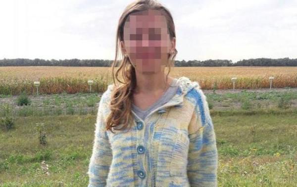 Під Києвом "копи" знайшли у полі німу заблукавшу жінку. Жінка ховалася від поліції в кукурудзяному полі.