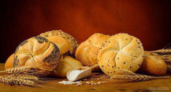 Як правильно їсти білий хліб!. Дієтолог розповіла, кому хліб з білої пшеничної муки показаний, а кому протипоказаний.