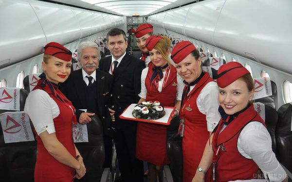 Турецька авіакомпанія ввела річні "проїзні" з України до Стамбула. Турецький авіаперевізник Atlasglobal вводить послугу проїзного на необмежену кількість польотів з трьох українських міст.