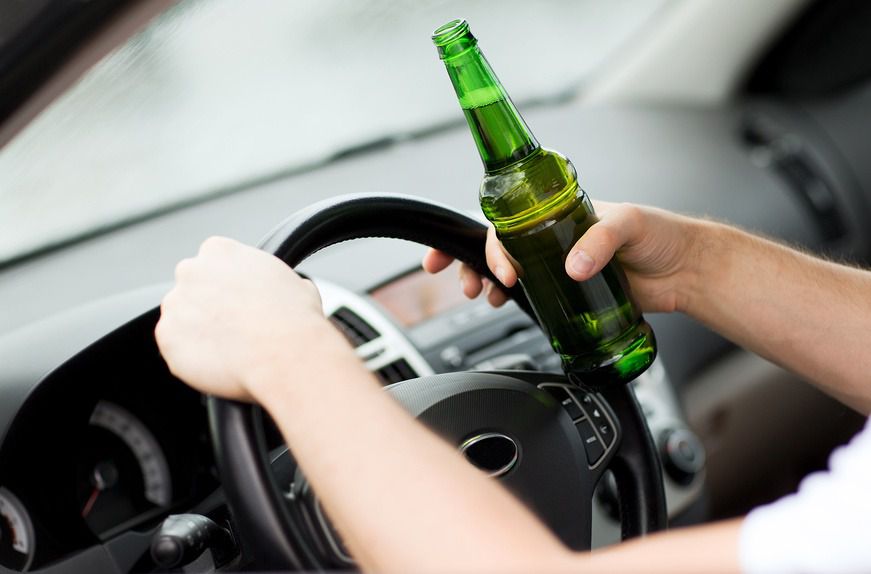 Пробачити не можна помилувати: як карати п'яних водіїв?. Тільки за сім місяців 2017 року жертвами п'яних ДТП стали 54 людини.