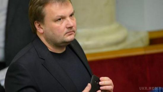 В БПП відреагували на заяву Геращенко про конфлікт Порошенко і Авакова. Нардеп пропрезидентської фракції вважає, що радник Авакова погарячкував.