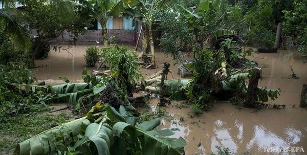 Ураган "Нейт" в Центральній Америці вже забрав життя 28 людей. У результаті тропічного шторму "Нейт" в Центральній Америці кількість загиблих зросла до 28 осіб.