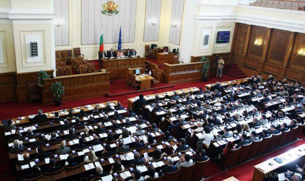 Болгарія не має претензій до нового освітнього закону в Україні. Представники болгарської меншини в Україні підтримали новий Закон "Про освіту".