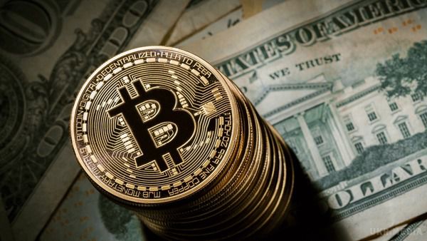 БІткоІн оновив абсолютний рекорд. Курс кріптовалюти Bitcoin оновив історичний рекорд і перевищив 5,1 тисячі доларів за один біткоін.
