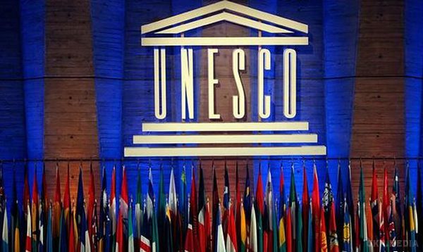 США заявили про вихід з ЮНЕСКО. В ЮНЕСКО висловили «глибоке співчуття» з приводу виходу США.