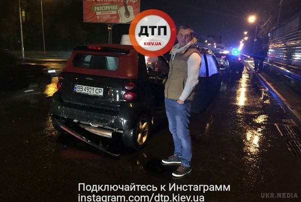 Ведучий Орел і решка потрапив в Києві в аварію. Фура Iveco врізалася відразу в 3 легкових авто. ДТП сталося на вулиці Богатирській.