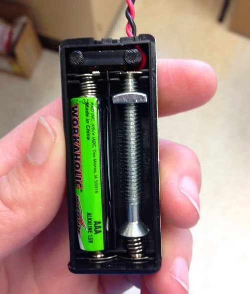 15 приголомшливих лайфхаків на всі випадки життя. Лайфхак досить часто дозволяє подивитися на проблему з абсолютно несподіваного боку, що призводить до її суттєвого спрощення.