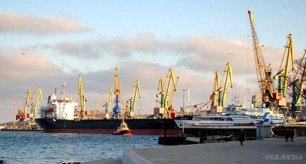 Туреччина ввела заборону на прийом кораблів з окупованого Криму під будь-якими прапорами. Туреччина не буде приймати кораблі, які заходили в порти окупованого Росією Криму.