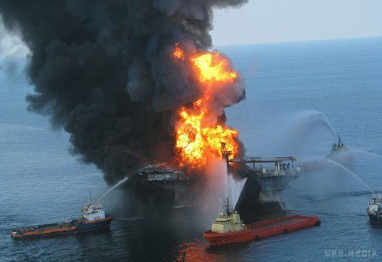 В США на нафтовій буровій платформі стався вибух, є постраждалі. В результаті події постраждали сім осіб.