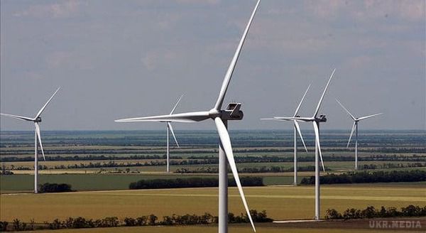 На Запоріжжі побудують найбільшу в Європі вітряну електростанцію. У Запорізькій області планують побудувати найбільшу наземну вітроелектростанцію в Європі. Загальний обсяг інвестицій - близько 700 млн євро. 