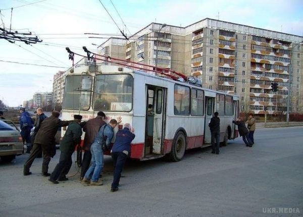 17 сміховинних причин ніжно любити громадський транспорт!. Що може бути краще запаху спітнілих тіл в щільно утрамбованій автобусі?