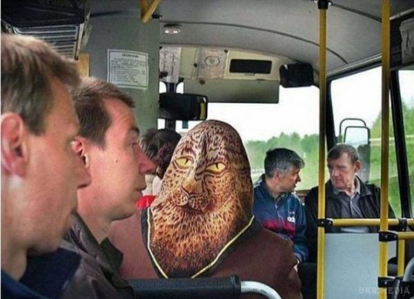 17 сміховинних причин ніжно любити громадський транспорт!. Що може бути краще запаху спітнілих тіл в щільно утрамбованій автобусі?