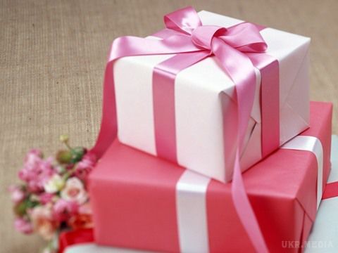 Весільні річниці: що дарувати по роках?. Поради щодо подарунків.