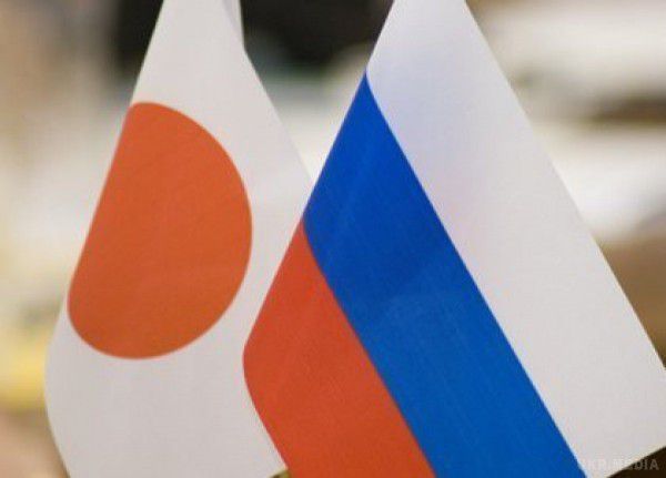 На Філіппінах пройшла зустріч міністрів оборони Росії і Японії. Ця зустріч проходила в рамках загального зібрання міністрів оборони АСЕАН (Асоціація країн Південно-Східної Азії).