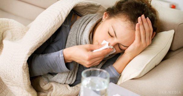 Тисячі людей захворюють щодня, в Україну насувається епідемія грипу. На грип та гострі респіраторні вірусні інфекції в Україні за тиждень захворіли понад 140 тисяч осіб. Смертей через ускладнення від грипу протягом цього тижня не зареєстровано.