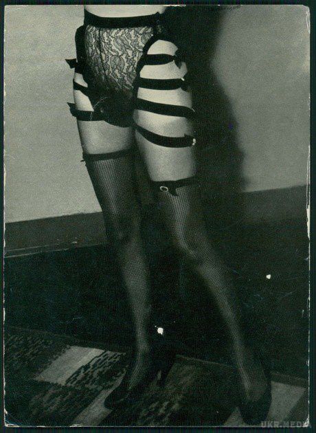 Реклама фетишистської нижньої білизни 1920-х років. Не по-винтажному еротичні фотографії з раритетного каталогу!