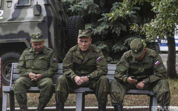 У Донецьк прибули військові РФ для підготовки артилеристів і снайперів. За даними ІО, російські інструктори приїхали навчати бойовиків.