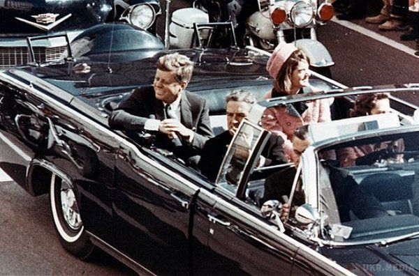 Вбивство Кеннеді: опубліковано ряд документів. У США опублікували 2,8 тисячі документів про вбивство Кеннеді.
