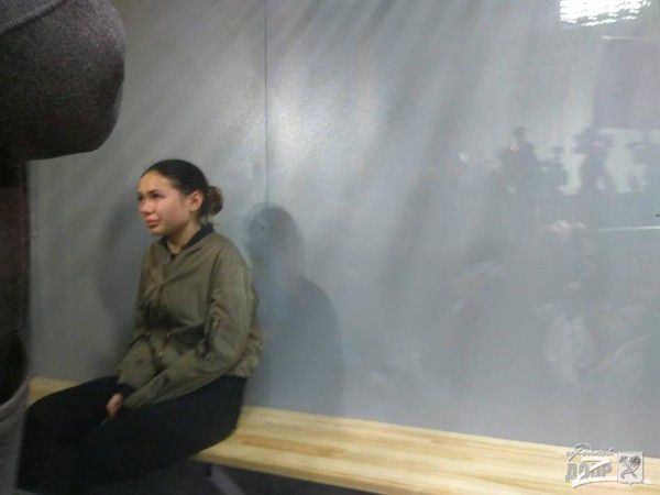 Вона вбила 6 людей і не вважає себе винною. 20 жовтня розпочався судовий процес у справі харківської лихачки Олени Зайцевої, яка увечері 18 жовтня стала винуватицею ДТП, в результаті якого загинуло п'ятеро людей і ще шестеро серйозно постраждало. 