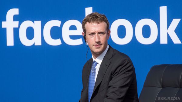 Facebook звинуватили у прослуховуванні. Американський радіоведучий PJ Vogt присвятив черговий подкаст теорії про те, що соціальні мережі, зокрема Facebook, можуть таємно прослуховувати своїх користувачів.