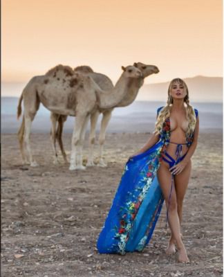 Модель Playboy радує інтернет сексуальними фото з подорожей. За її знімків в Instagram можна вивчати «географію» райських куточків на Землі.