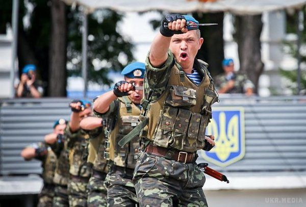 ВДВ стали Десантно-штурмовими військами ЗСУ. У поточному місяці Високомобільні десантні війська Збройних сил України (ВДВ ЗСУ) змінюють назву на Десантно-штурмові війська, повідомляє командування 79-ї десантно-штурмової бригади.
