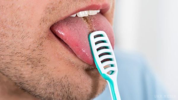 Чотири міфи про неприємний запах з рота. Лікарі, як і раніше, радять ретельно чистити зуби щіткою і ниткою, пити багато води, не палити, харчуватися збалансовано і в разі появи перших ознак запалення ясен негайно звернутися до лікаря.