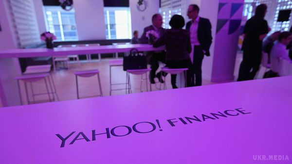 Російських хакерів звинувачують у зламі 3 млрд акаунтів на Yahoo. Про хакерську атаку на користувачів Yahoo стало відомо в грудні 2016 року. Компанія досі не змогла визначити, як саме сталася атака
