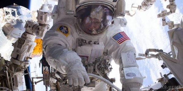 НАСА показала, скільки насправді коштує подорожі в космос. Компанію здивували захмарні ціни.