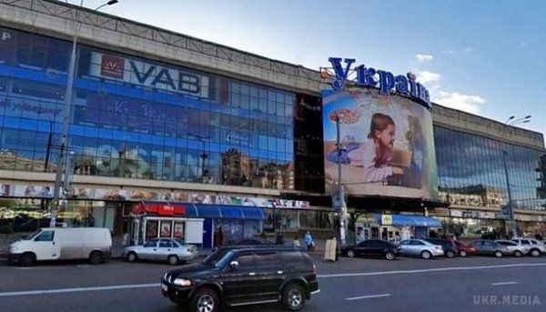 В Києві повідомили про масове мінування. Триває евакуація