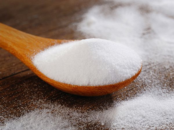 Кухонна сіль небезпечна для здоров'я. Солона їжа дестабілізує нормальну мікрофлору кишечника, в результаті чого може погіршиться здоров'я.