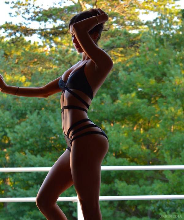 Не гірше, ніж у Лопес: обрана володарка самої гарної сідниці (Фото). 23-річна фітнес-тренер Джен Сельтер із США отримала звання дівчата з самою красивою попою в Instagram.