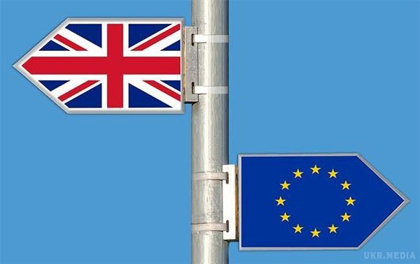 Сьогодні Великобританія затвердить виплати для ЄС по Brexit. Британські міністри у понеділок, як очікується, затвердять  фінансову пропозицію Європейського Союзу за вихід з блоку, щоб розблокувати переговори з Brexit