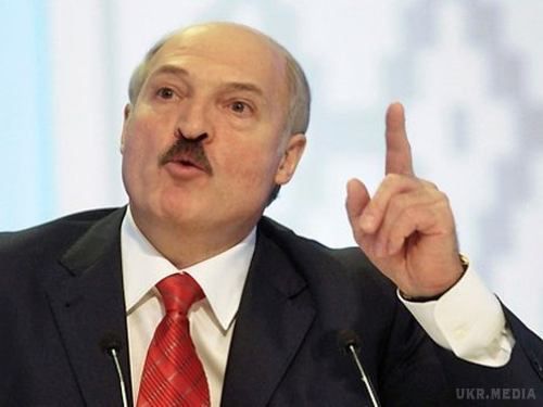  Лукашенко заявив про створення Союзної держави з Росією (відео). Білорусь намагається побудувати з Росією єдину державу.