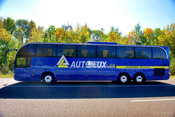 AUTOLUX запустить додаткове автобусне сполучення між Києвом і Харковом. Новий рейс, який об'єднає Київ та Харків, почне курсувати вже 9 грудня. Клієнти компанії зможуть відчути всі переваги пересування на автобусах класу VIP.