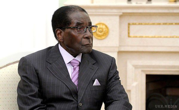 "Вічний" президент Зімбабве Мугабе пішов у відставку. Мугабе запевнив, що вирішив "добровільно піти з посади".