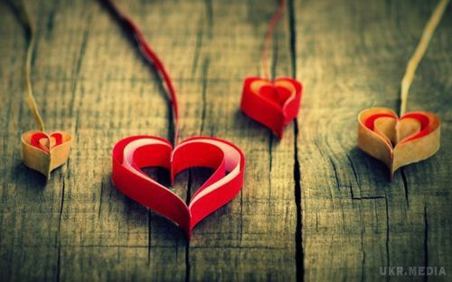 Кохання чи любов чекають на кожного зі знаків Зодіаку в 2018 році?. Дізнайся що чекає саме тебе!